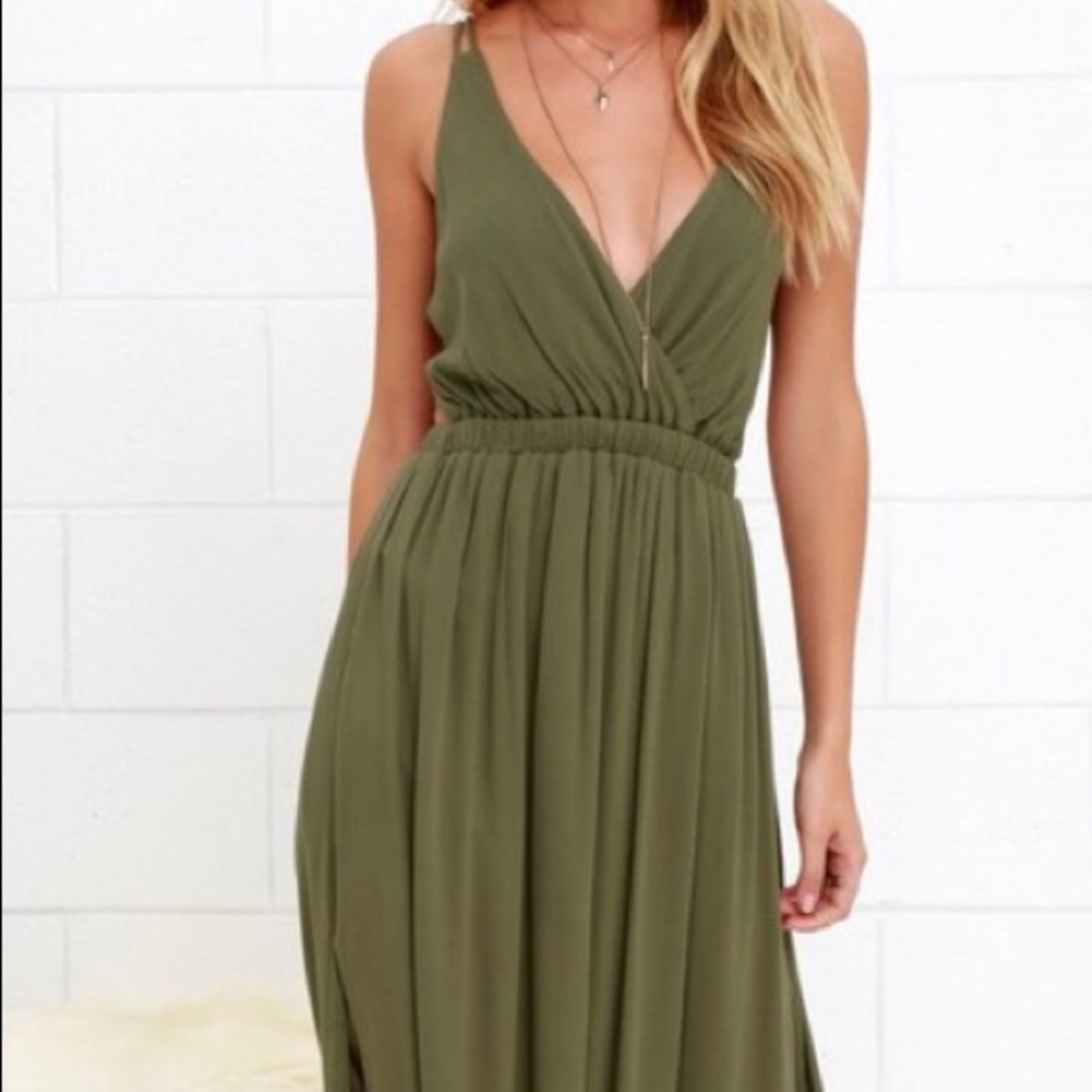Lulu’s Olive Green Maxi Dress XS